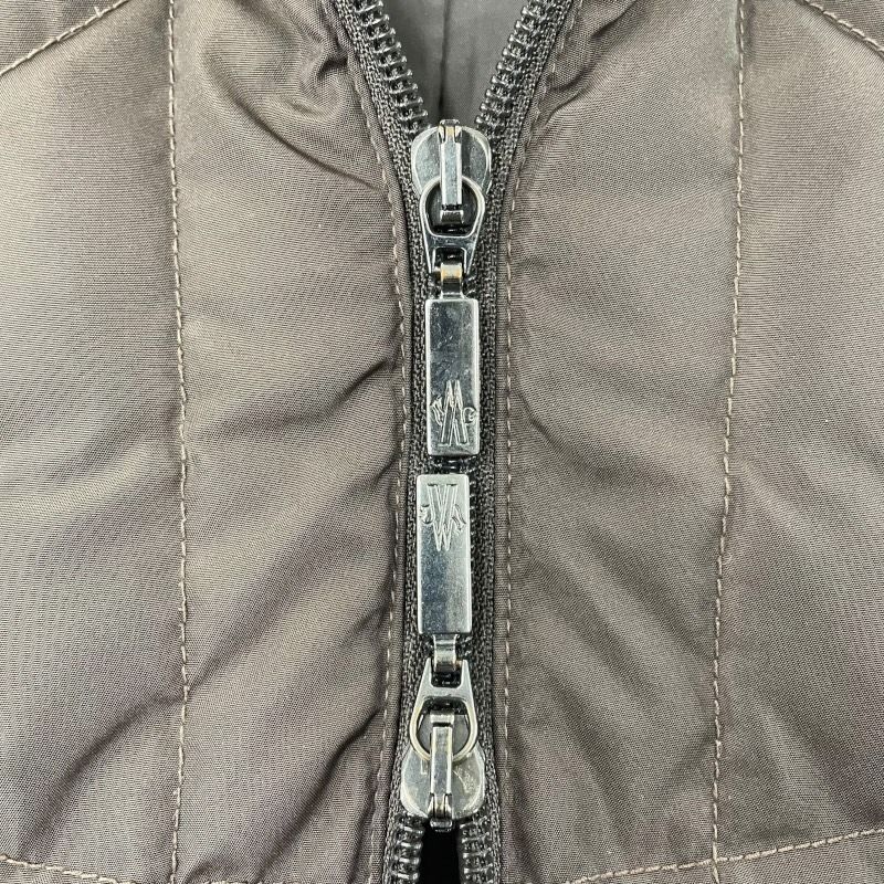 モンクレール MONCLER