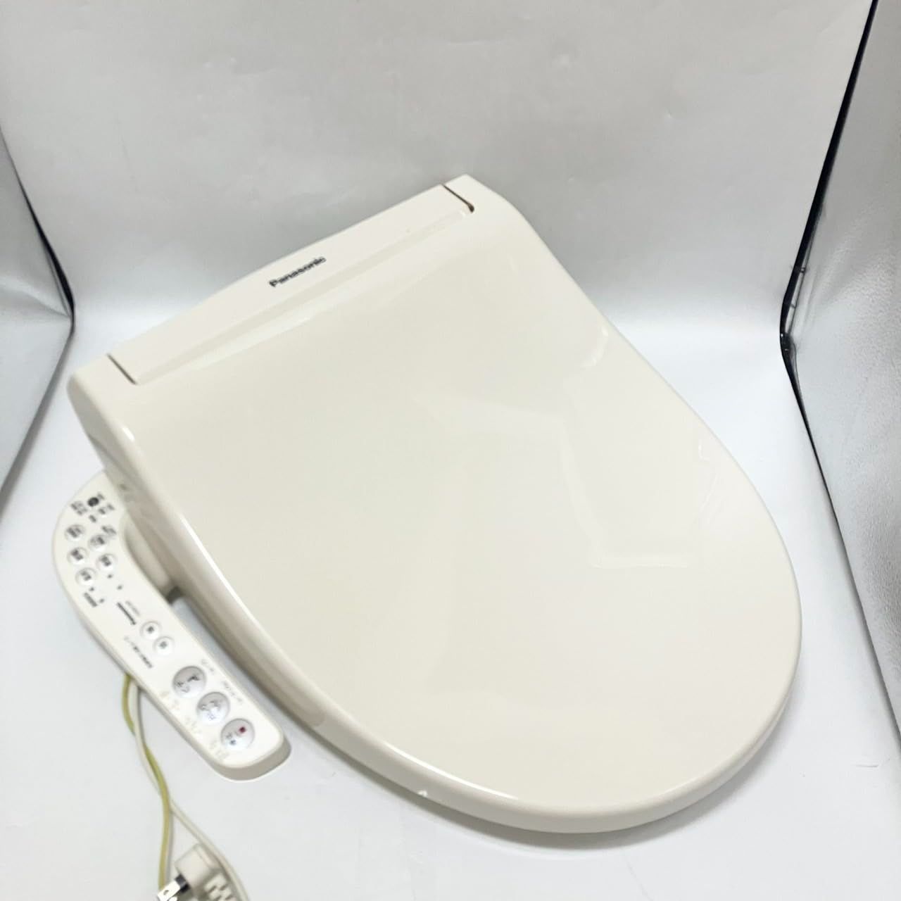 No.3930 パナソニック 温水洗浄便座 ビューティ トワレ CH941SPF パステルアイボリー 貯湯式タイプ 脱臭無