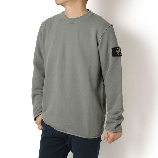 STONE  トレーナー 25AWモデル ストーンアイランド STONE ISLANDバッジワッペン付き