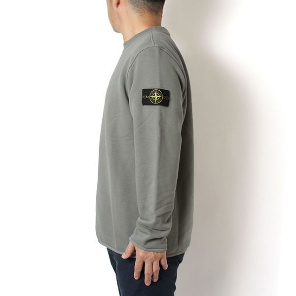 25AWモデル ストーンアイランド STONE ISLANDバッジワッペン付き