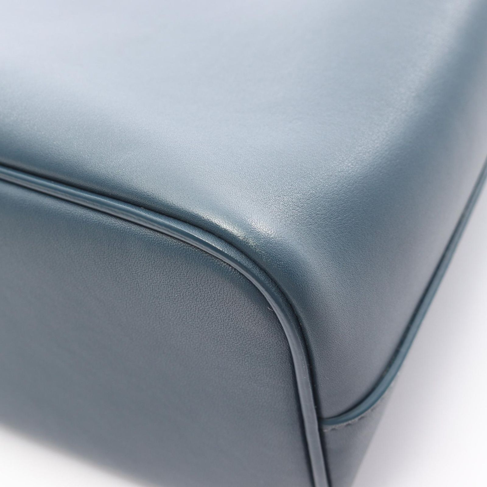 セリーヌ CELINE ショルダーバッグ スモール ソフトキューブ ブルー