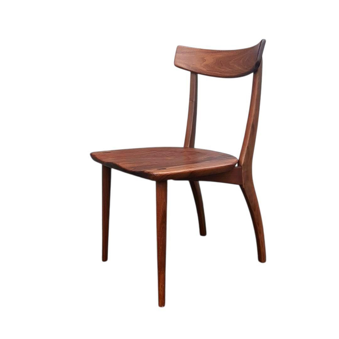 IDC OTSUKA Fill ウォールナット無垢材 ダイニングチェア その3