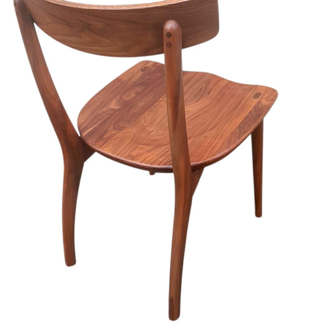 ウォールナット無垢材