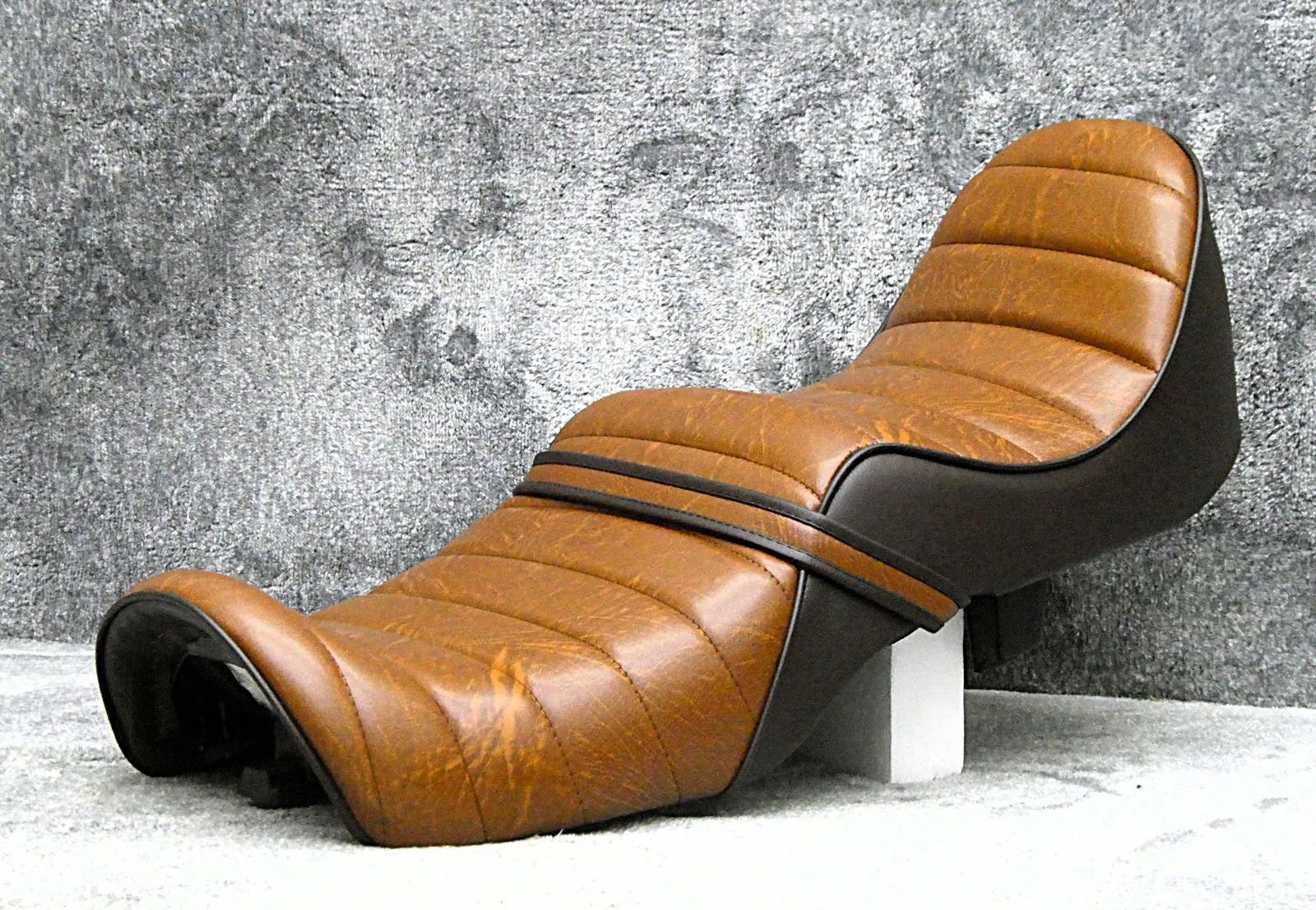 NC31前期 茶ツートン チョビ三シート/ブラウン92-96 CB400SF三段