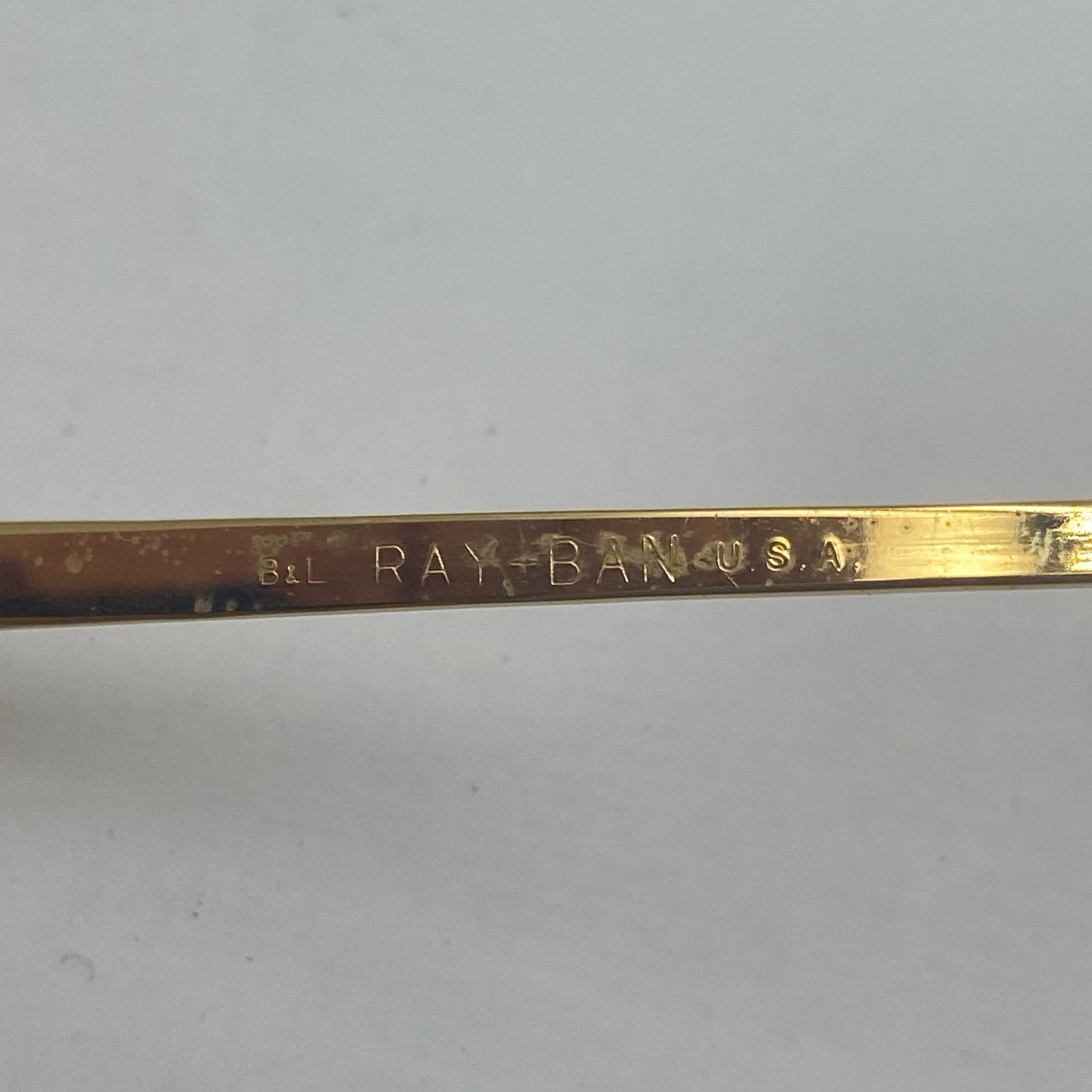 Ray-Ban レイバン ヴィンテージサングラス Bu0026L社 signetサングラス メンズ プラスチック ゴールド ブラック 中古 Bu0026L レイバン ボシュロム Ray ビンテージ Ray-Banレイバン1⁄30
