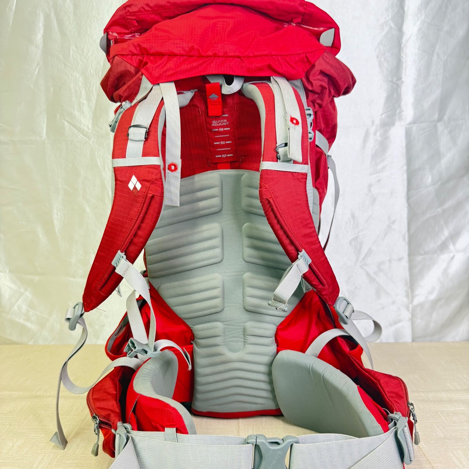 モンベル トレッキングバックパック70