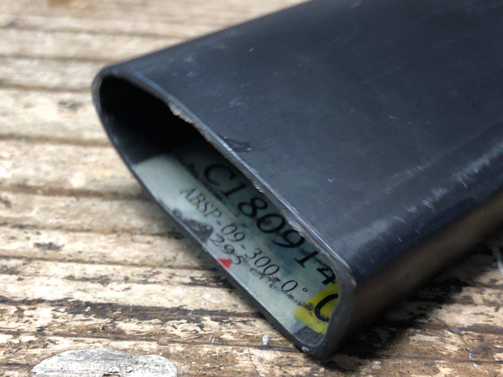 カーボンレール対応