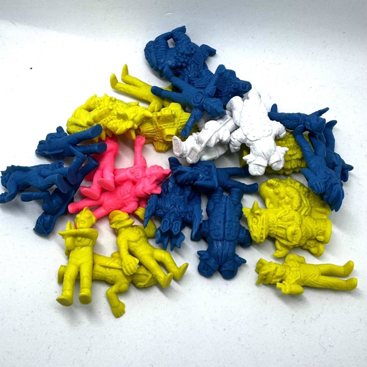 消しゴム】ウルトラ怪獣消しゴムNEO2 おまとめ - メルカリ