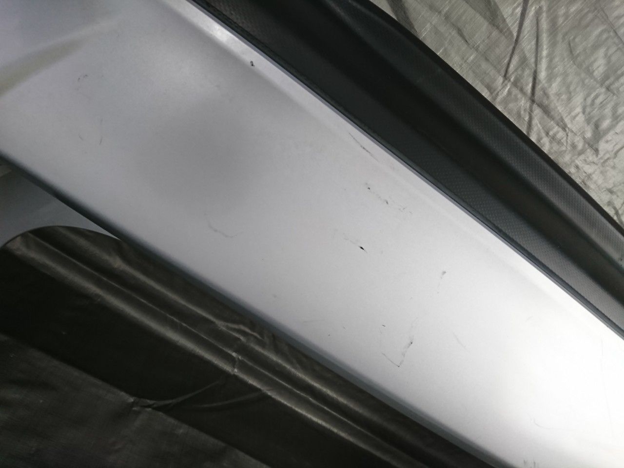 リアバンパー シルバー