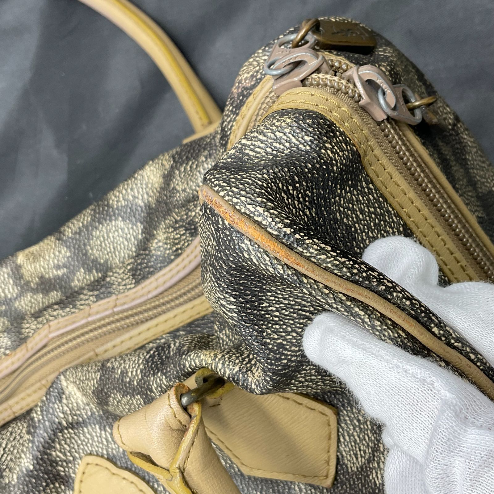 イヴサンローラン ボストンバッグ