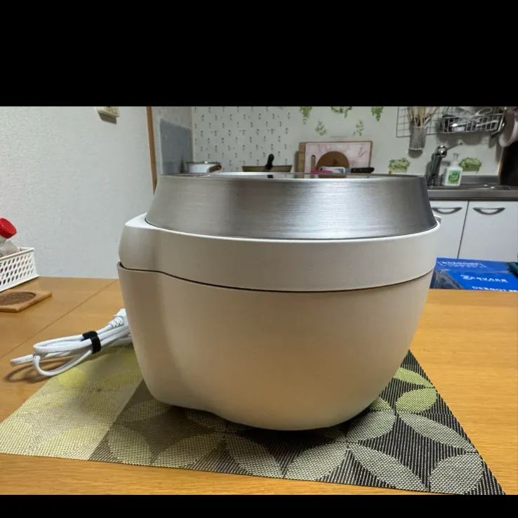 Panasonicビストロ最高峰モデル5.5合炊飯器 - メルカリ