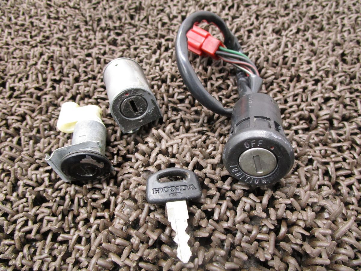 シャリー50 メインキーセット ●A7352 CF50 ホンダ CF50E CHALY キャブ車 12V