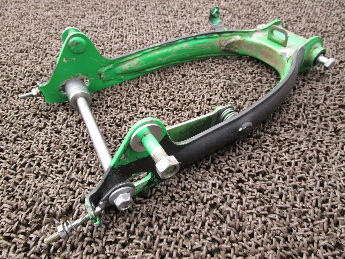 シャリー50 スイングアーム リアアクスルシャフト A7380 CF50 ホンダ CF50E CHALY キャブ車 12V