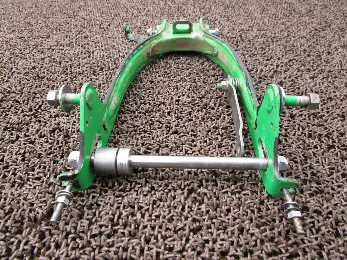 スイングアーム