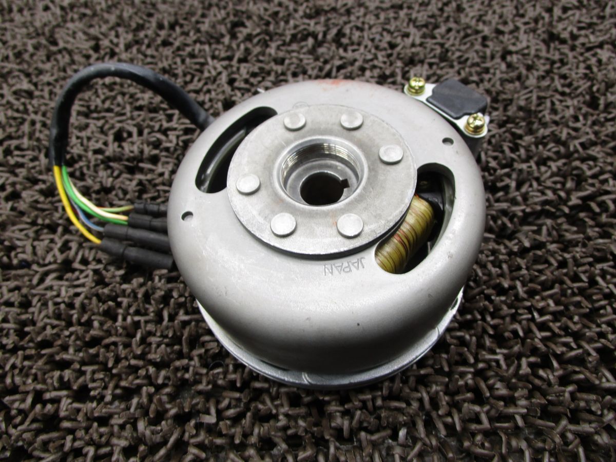 フライホイール ダイナモ