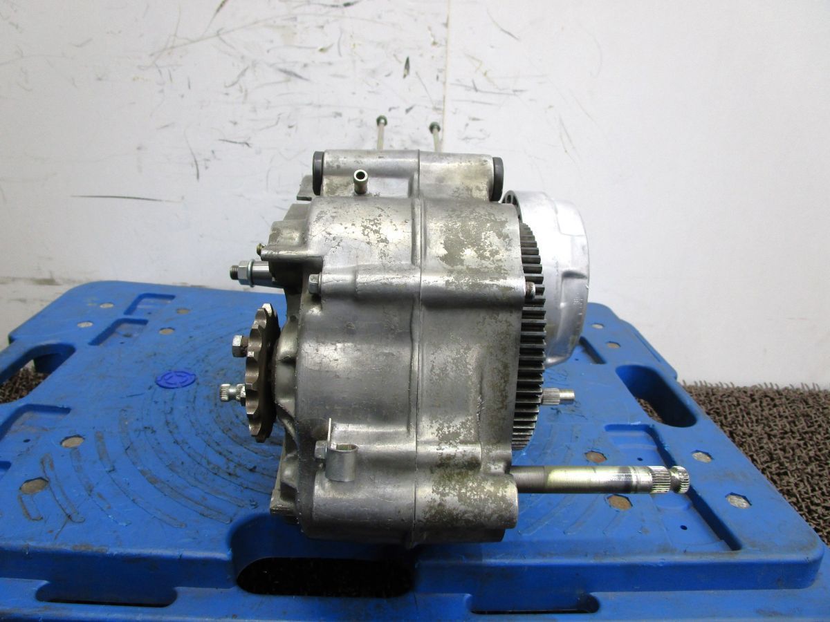 シャリー50 エンジン腰下 A7374 クランクケース CF50 ホンダ CF50E CHALY キャブ車 12V BRIGHTFACE_UK