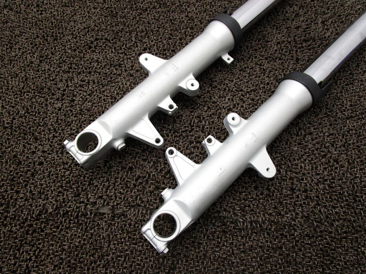 SV1000S フロントフォーク