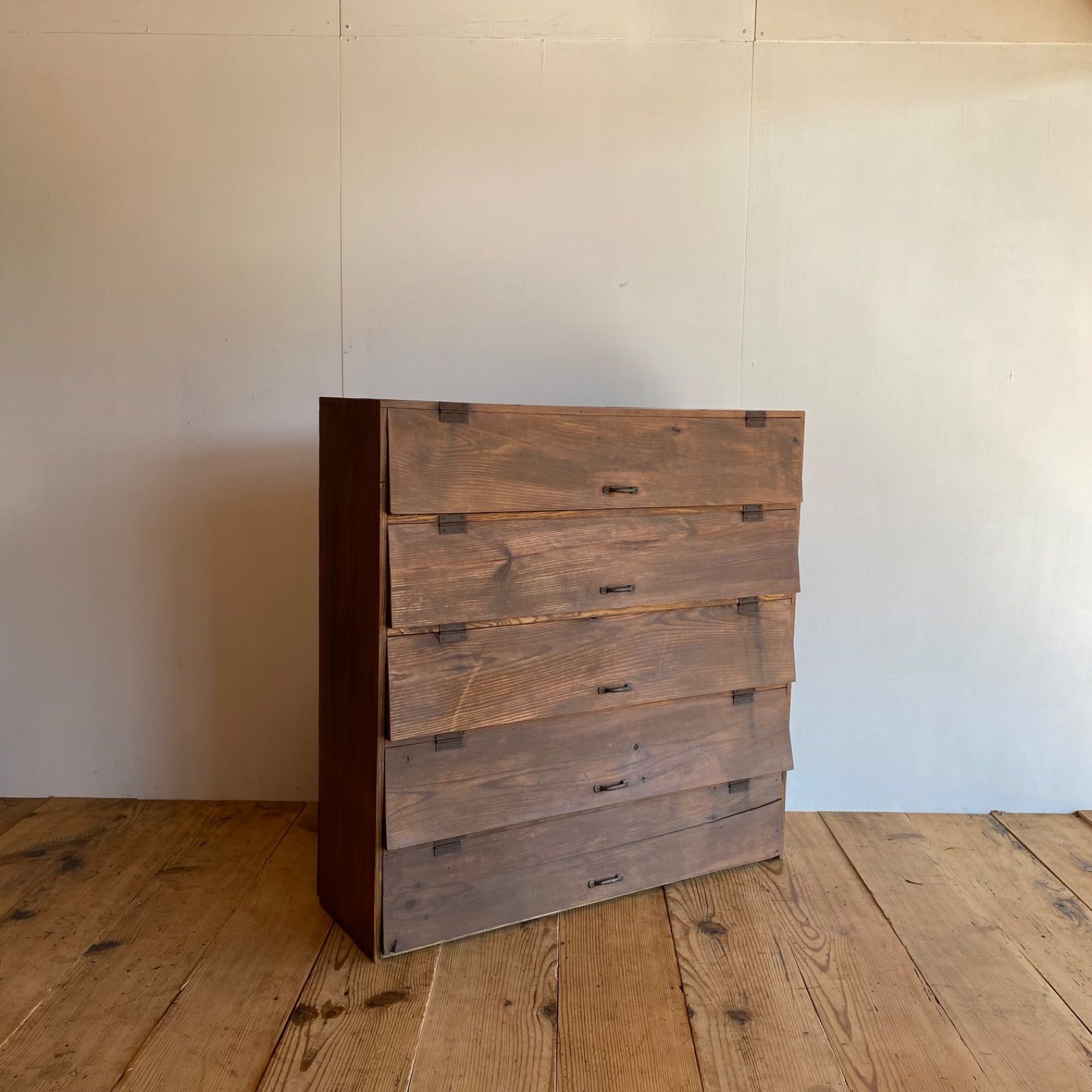 アンティーク パタパタ棚 ラック 無垢材 食器棚 チェスト レトロ y222