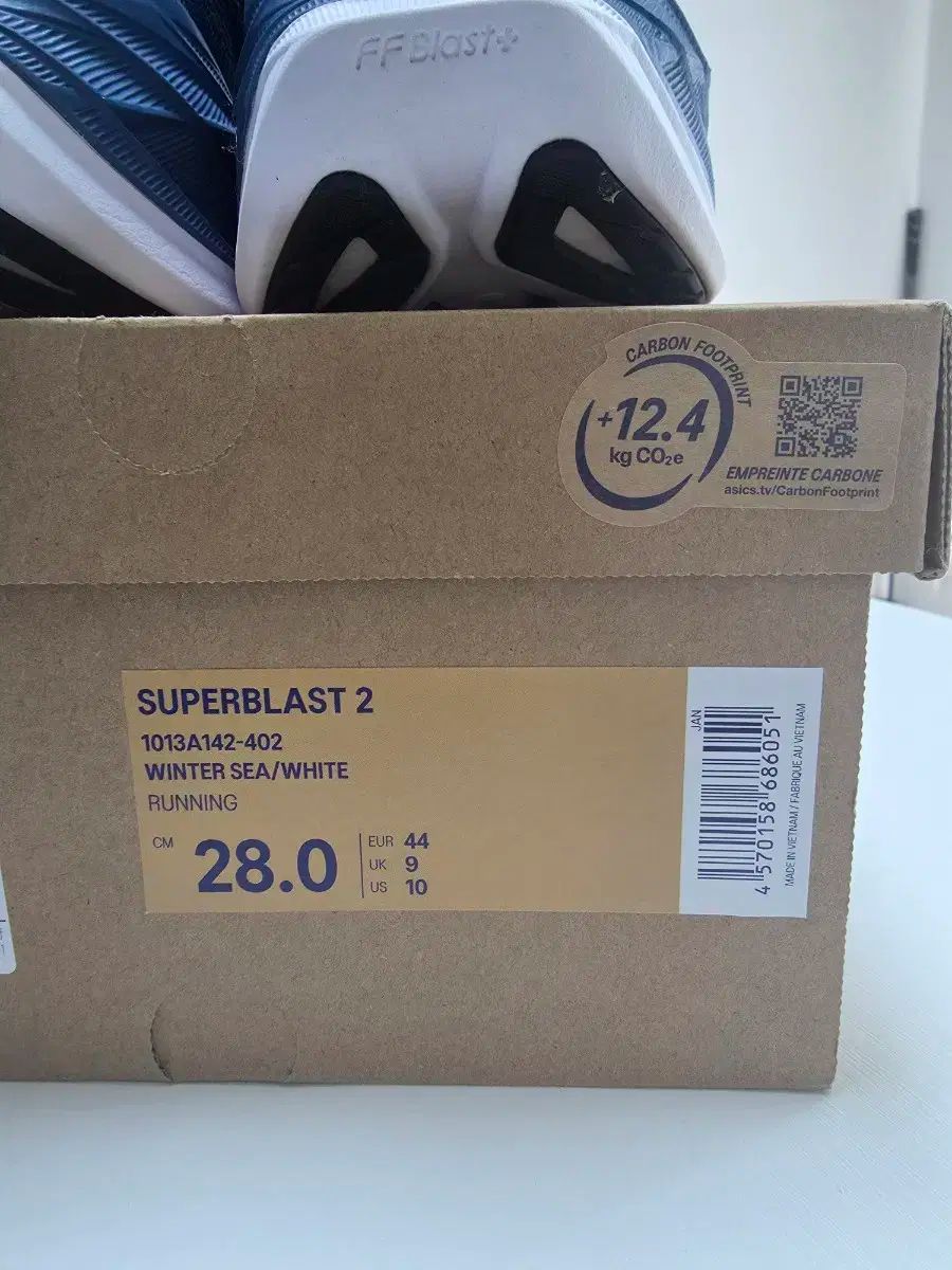 アシックス SUPERBLAST 2 ウィンター Ｃ 280サイズ ほぼ OLIVEOS_COM_TR