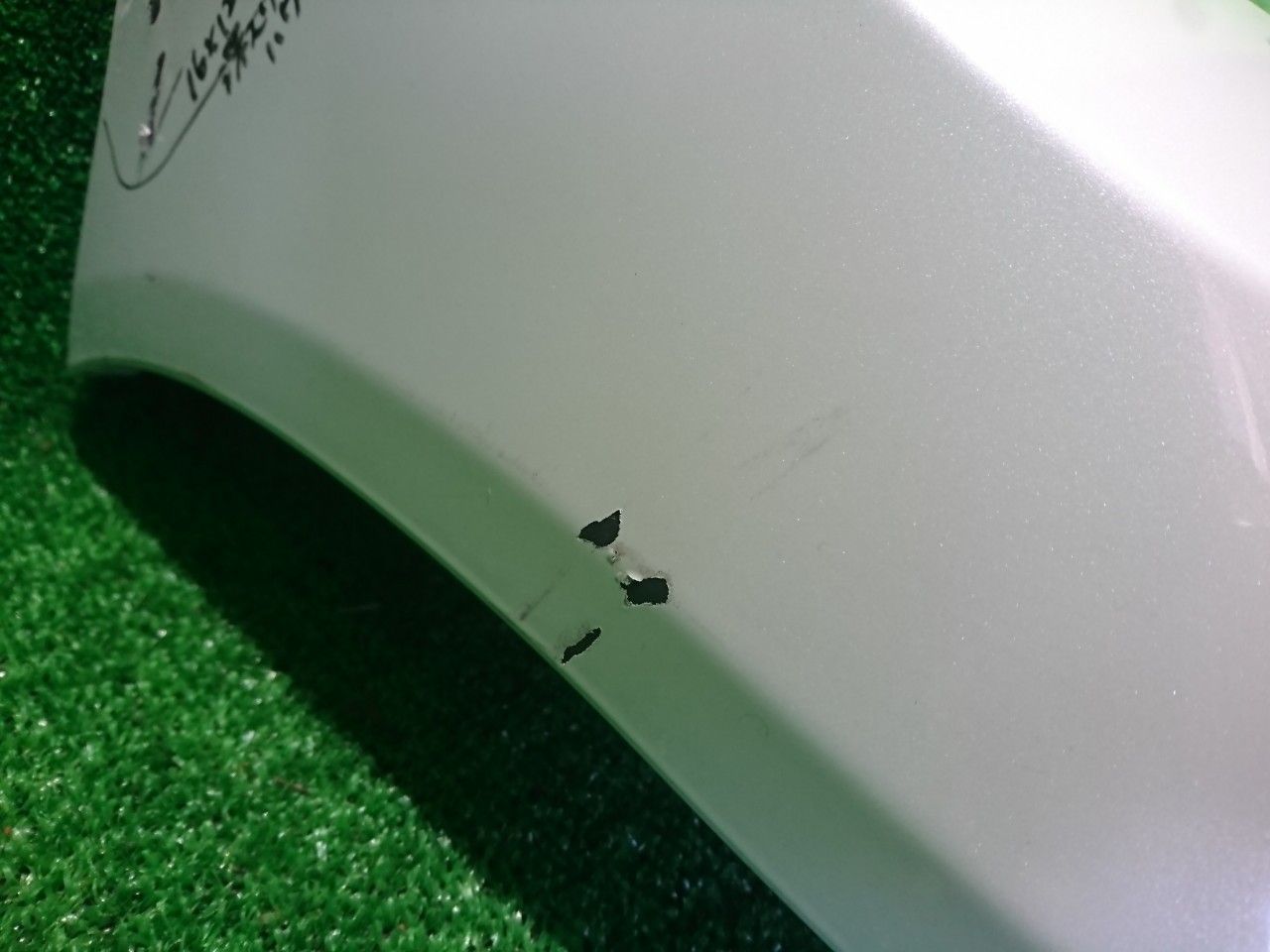 リアバンパー パール