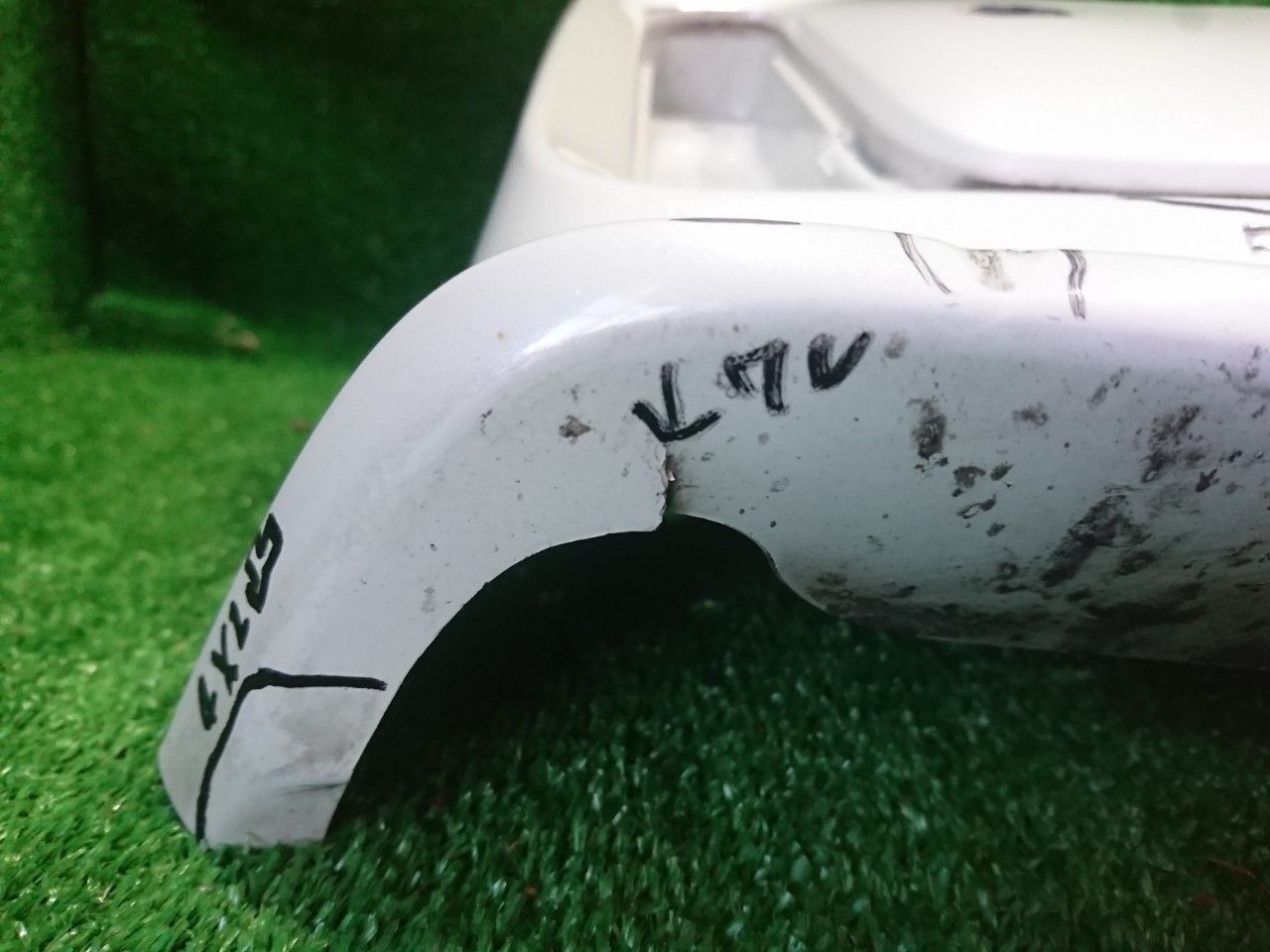 スペーシアカスタム リアバンパー