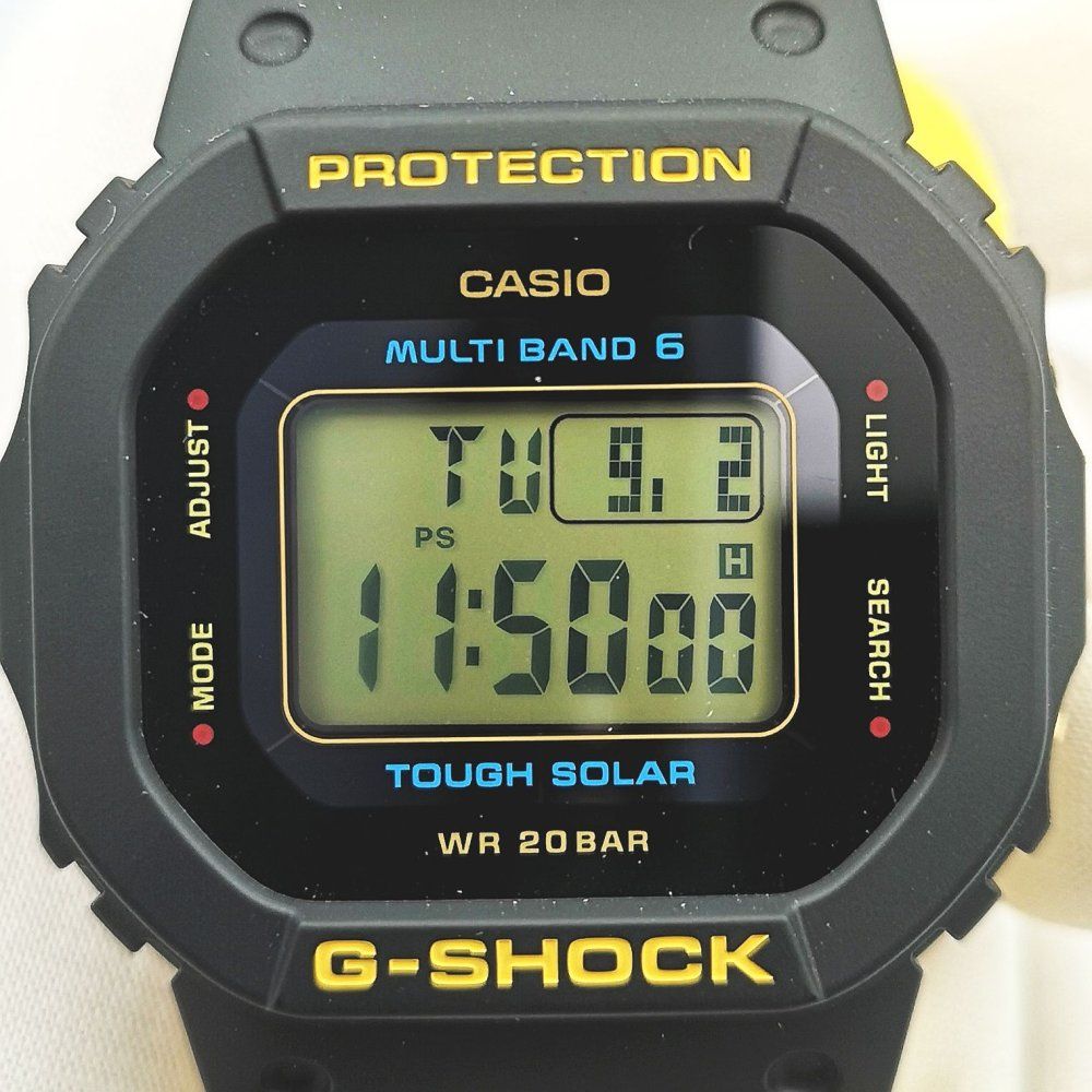 CASIO G‑Shock CASIO G-Shock GMD-W5600K-9JR デジタル液晶 ブラック背景 ユニセックス 腕時計 JW-166