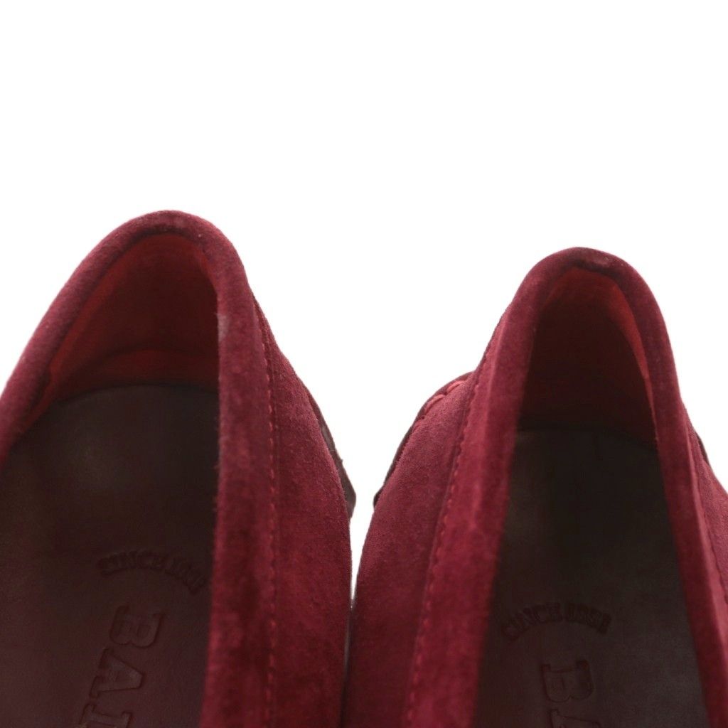 ドライビングシューズ