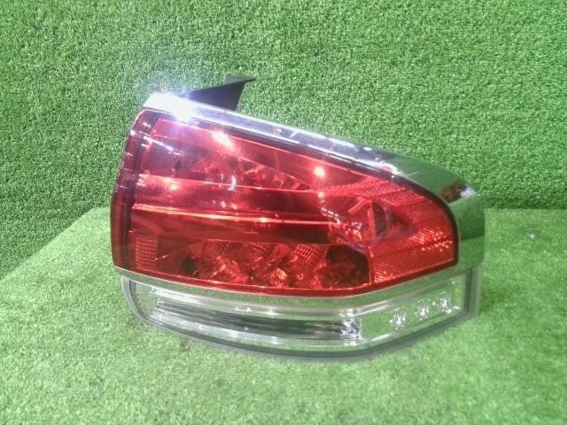 リンカーン MKX 右 テール ランプ ライト
