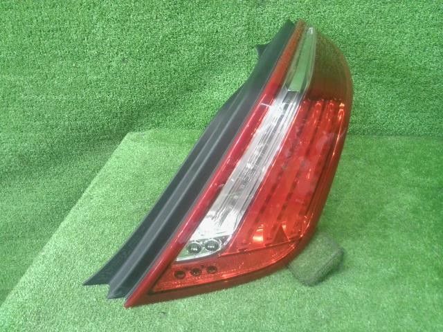 ジャガー XJシリーズ CBA-J12LA 右 テール ランプ ライト XJ ラグジュアリー