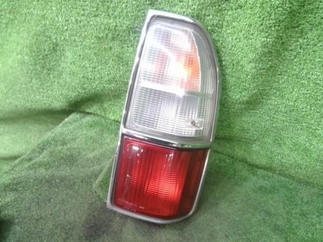 ランドクルーザープラド GF-VZJ95W 右 テール ランプ ライト ロングワイド TX 8人 5VZ-FE K75 81551-60600