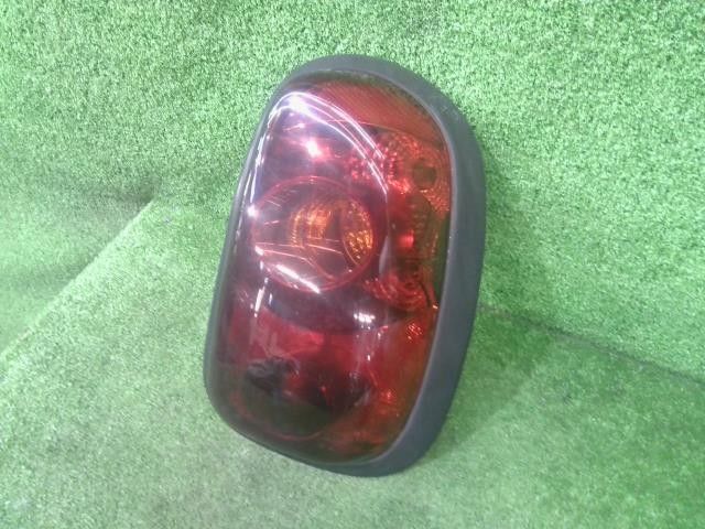 BMW ミニ CBA-ZC16A 右 テール ランプ ライト クーパーS クロス