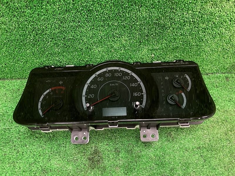 ハイエース KDH206V スピードメーター ロングスーパーGL 4WD 5人 83800-26C80-B 83800-26C80 209