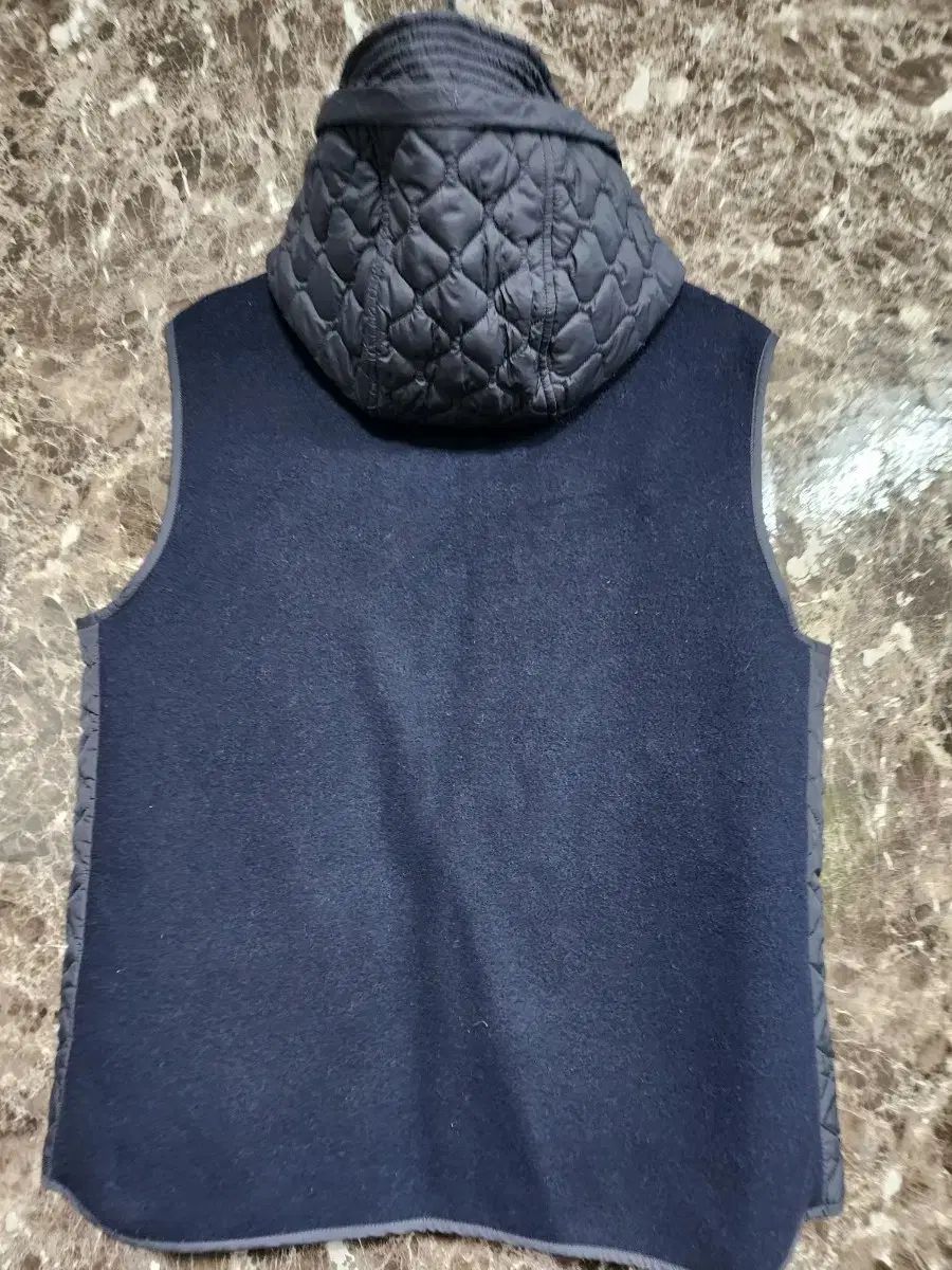 キルティングベスト