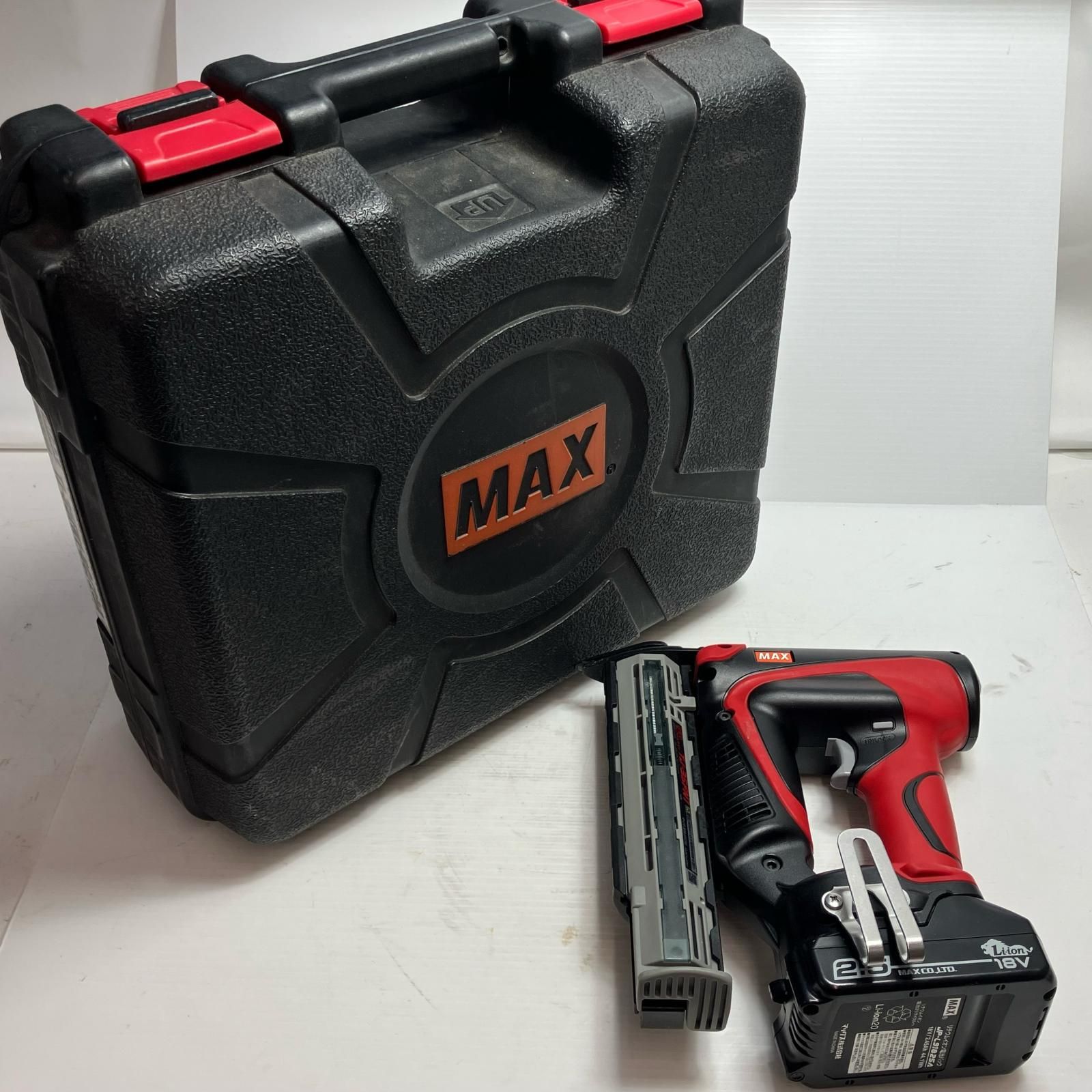MAX マックス 工具 フィニッシュネイラ TJ-35FN1 レッド 充電器 充電池1個 ケース付 コードレス式