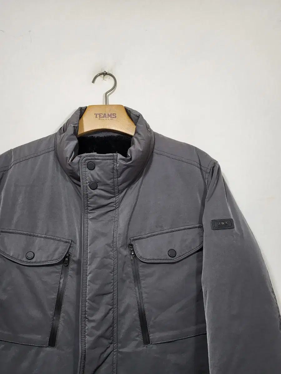 ゴルフウェア ダウンジャケット