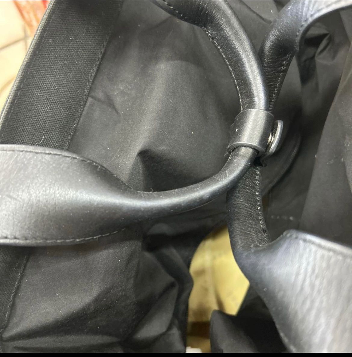 キャスターストッパー付き