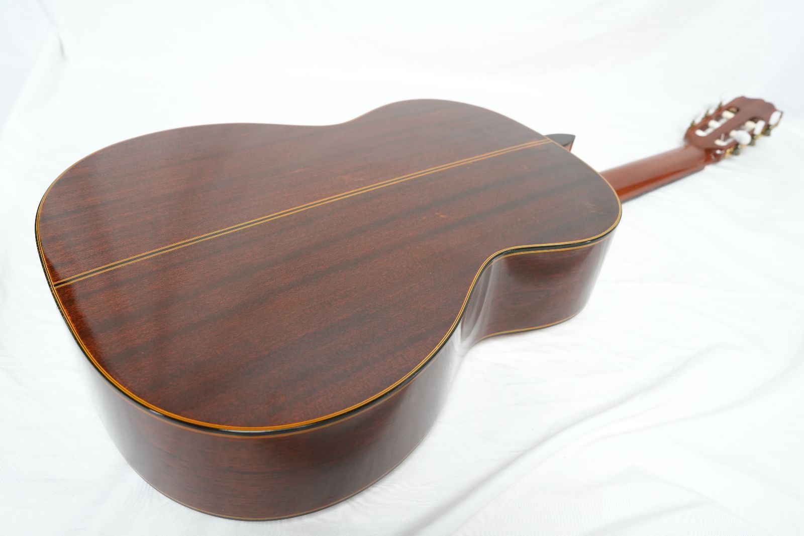 ナイロンクラシックギター