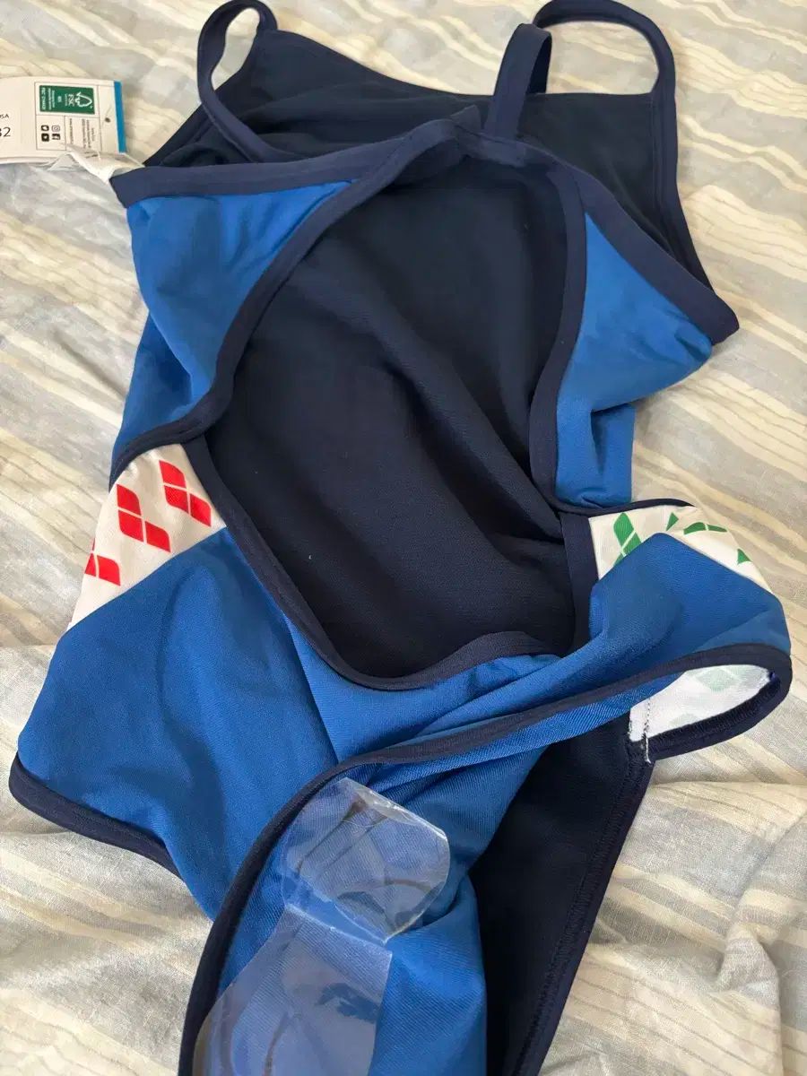 ローズスイミングキャップ JOLYN