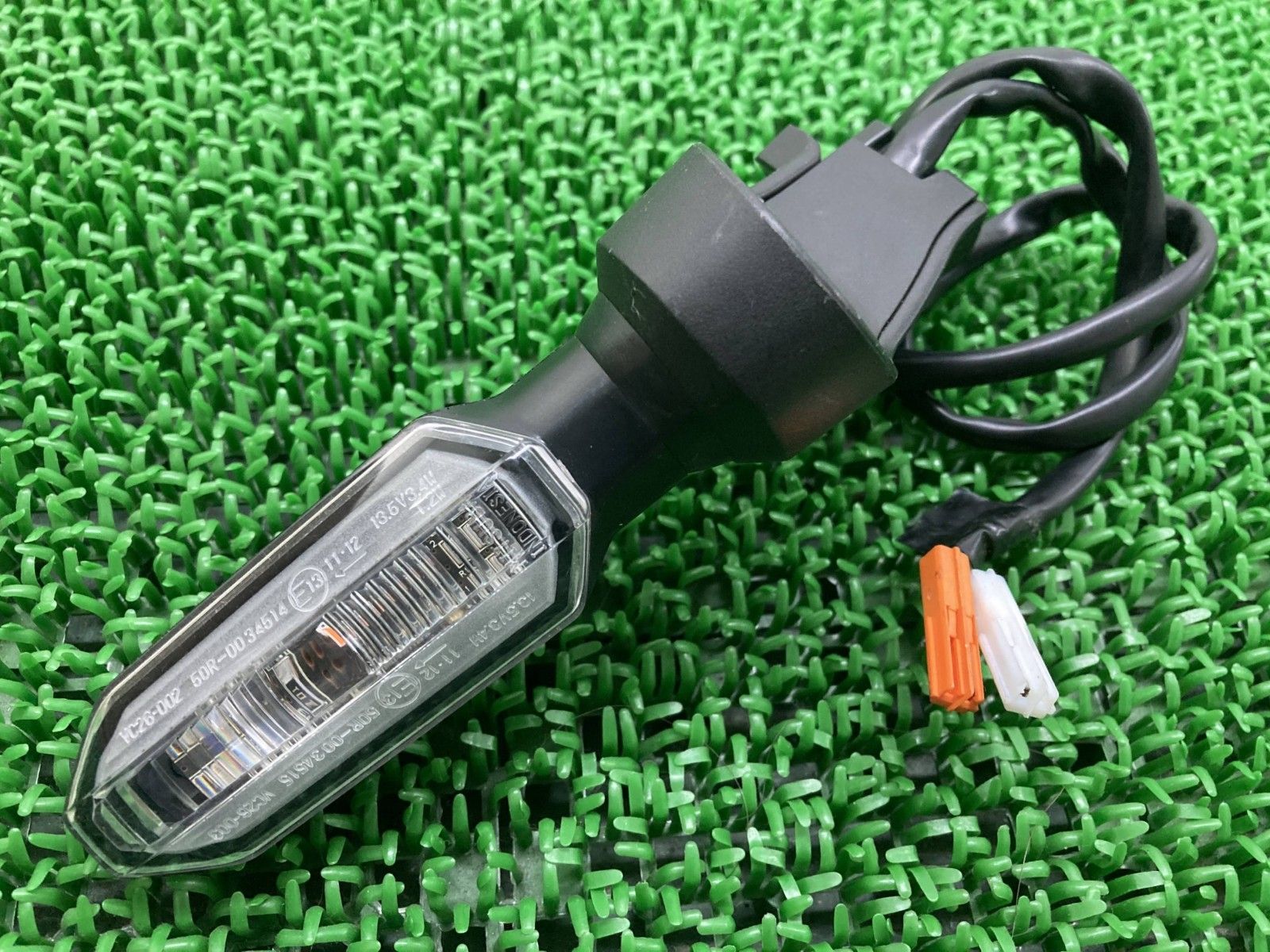 CB1000R リアウインカー 左 VC26-002 ホンダ 純正 バイク 部品 SC80 ブラケット ステー コンディション良好 割れ欠け無し bJ