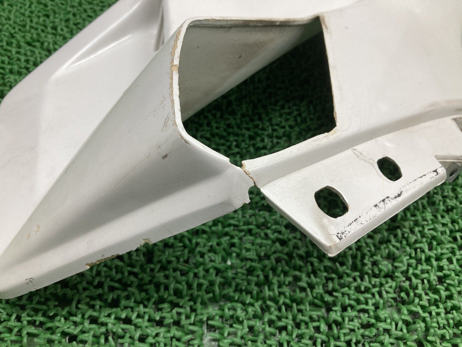 フュージョン アッパーカウル 左 パール ホンダ 純正 MF02 FUSION フロントカウル 修復素材に コケキズ無し 品薄 Zk