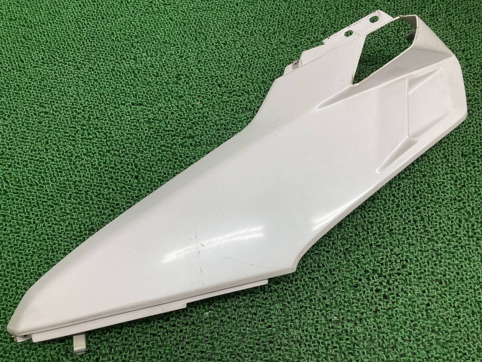 フュージョン アッパーカウル 左 パール ホンダ 純正 MF02 FUSION フロントカウル 修復素材に コケキズ無し 品薄 Zk