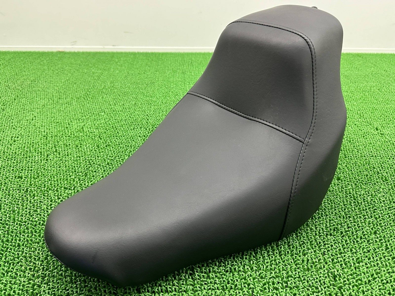 FXLRS シート P52000496 ハーレー 純正 バイク 部品 ソフテイル ローライダーS ノーマルソロシート 車検 Genuine wY