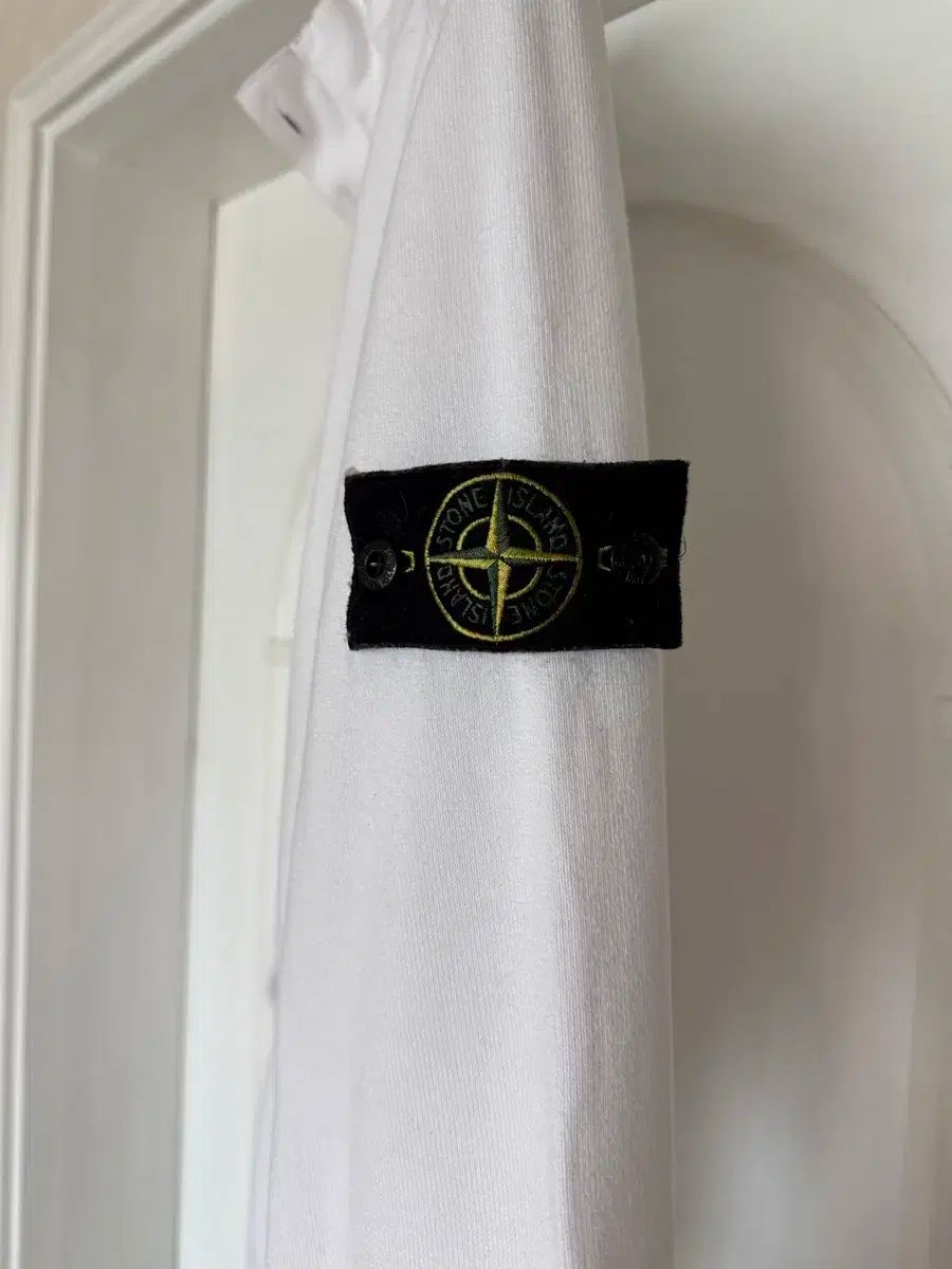 級 STONE ISLAND ストーンアイランド 白 ニット XL