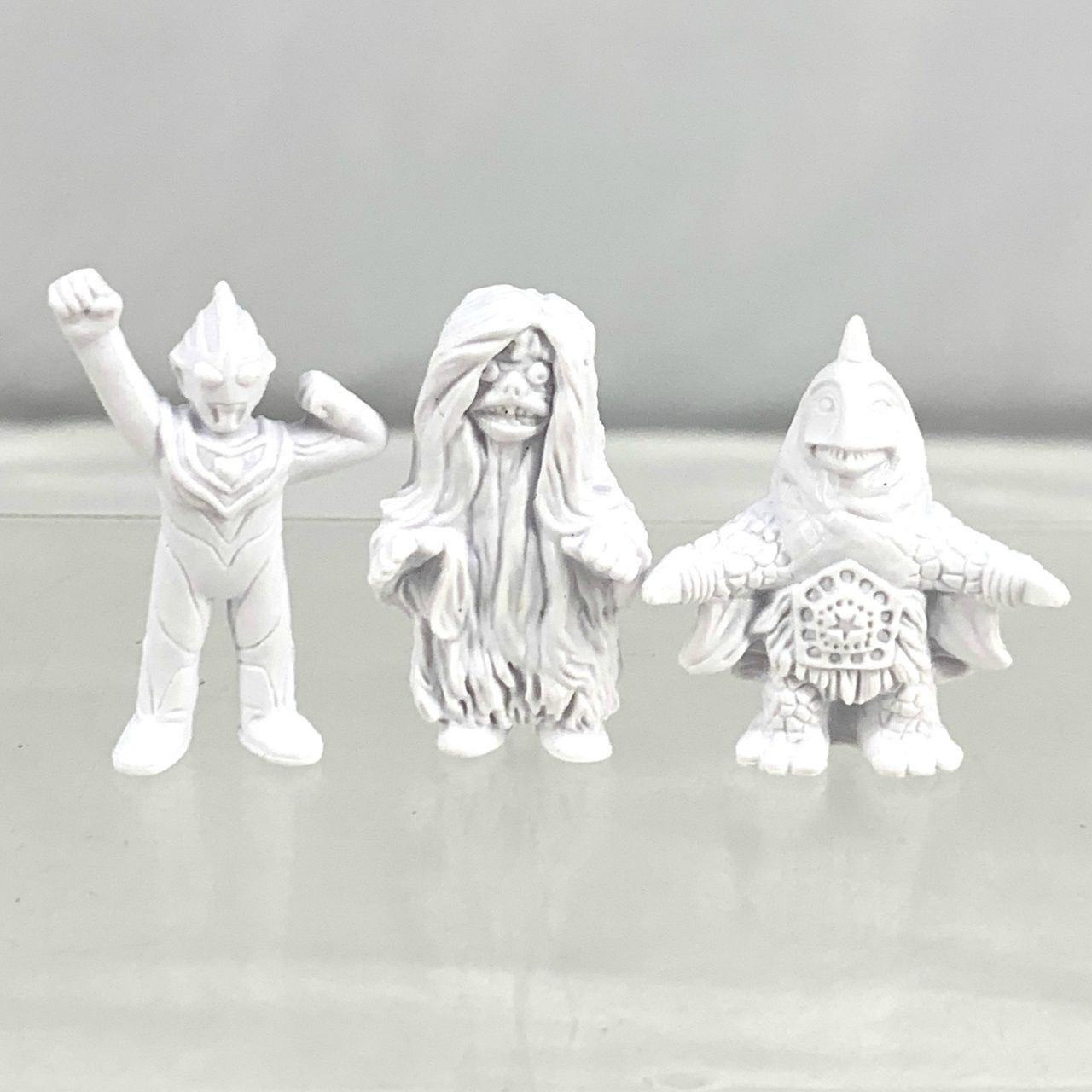 消しゴム】ウルトラ怪獣消しゴムNEO2 白A.C.Dセット - メルカリ