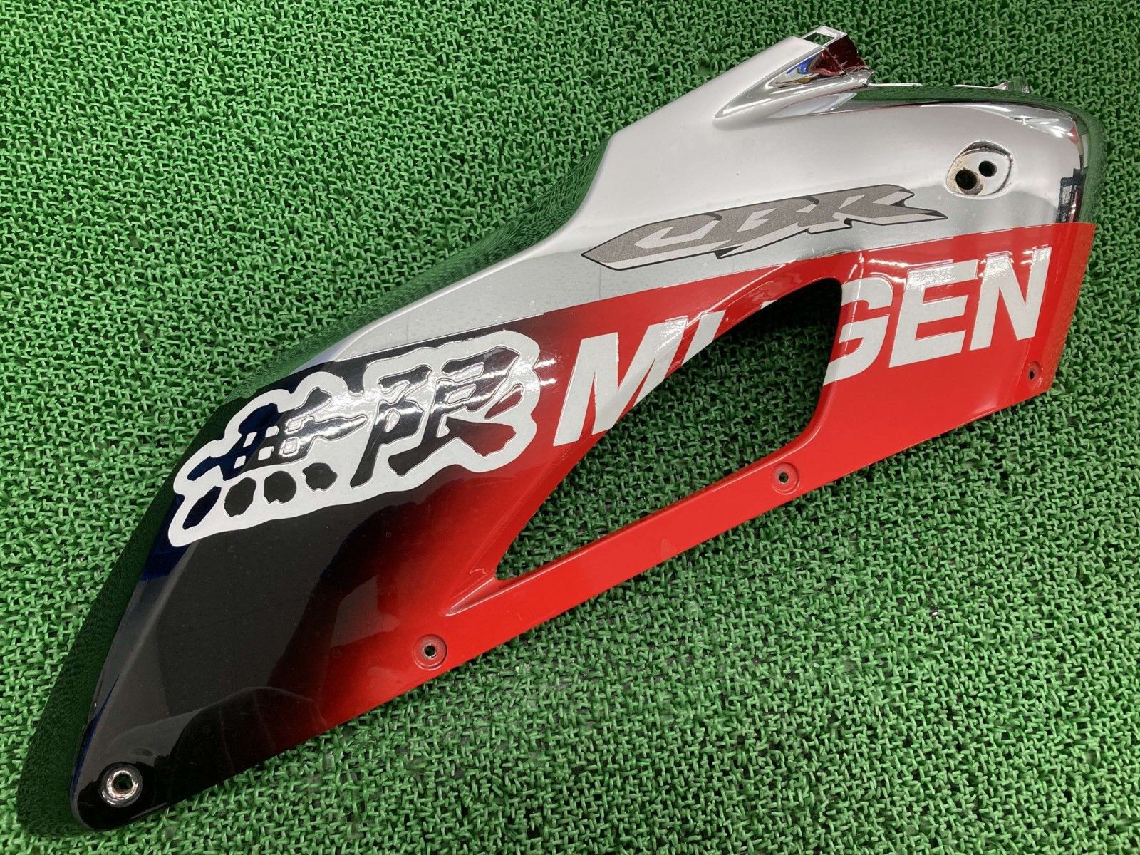 CBR1000RR サイドカウル 右 メッキ|赤|黒 MEL ホンダ 純正 バイク 部品 SC57 04年～05年モデル 前期 無限 MUGEN Zr