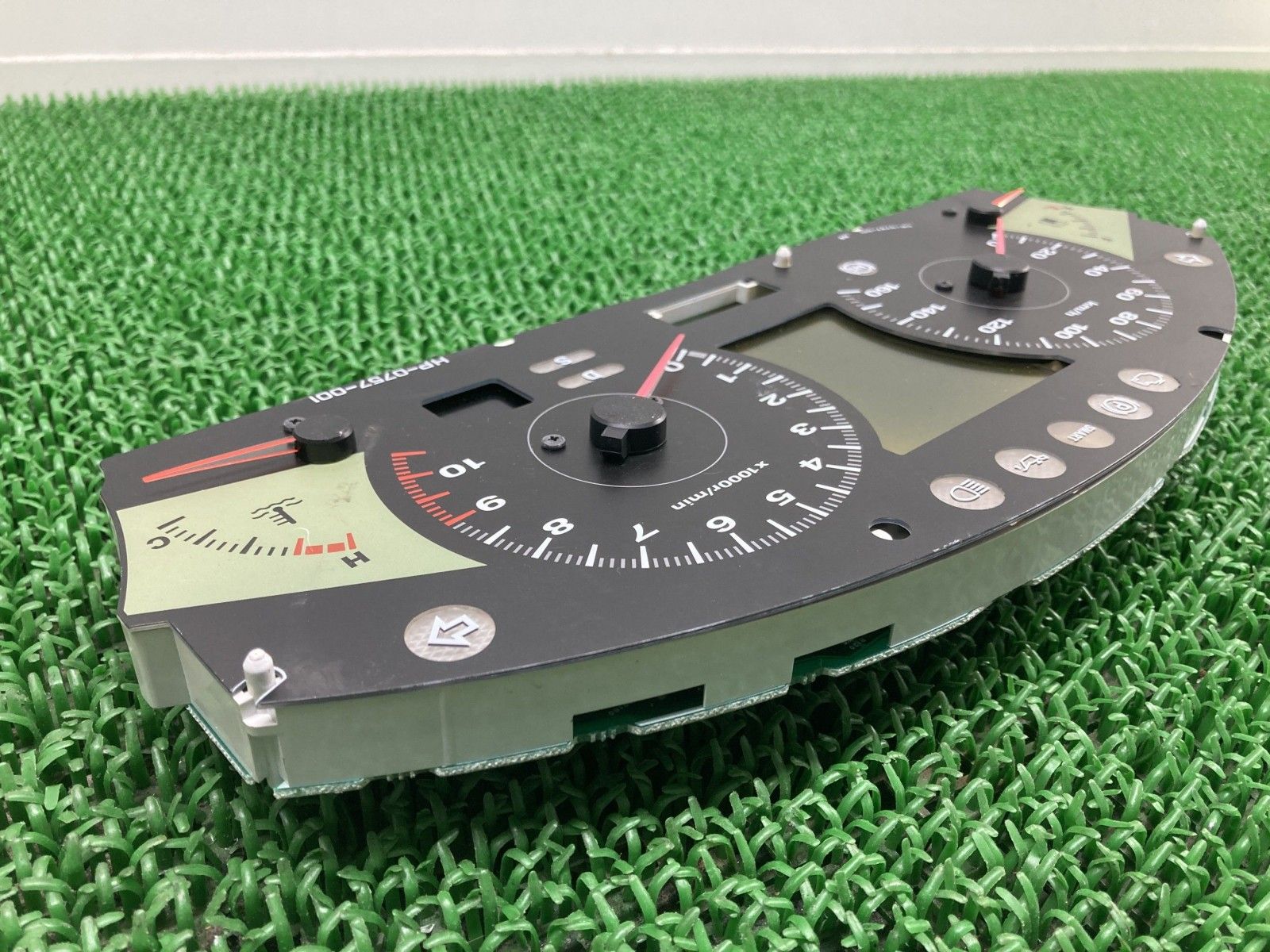 フォルツァ メーター HP-0757-001 ホンダ 純正 バイク 部品 MF10 FORZA 後期 割れ欠け無し 品薄 車検 Genuine iK