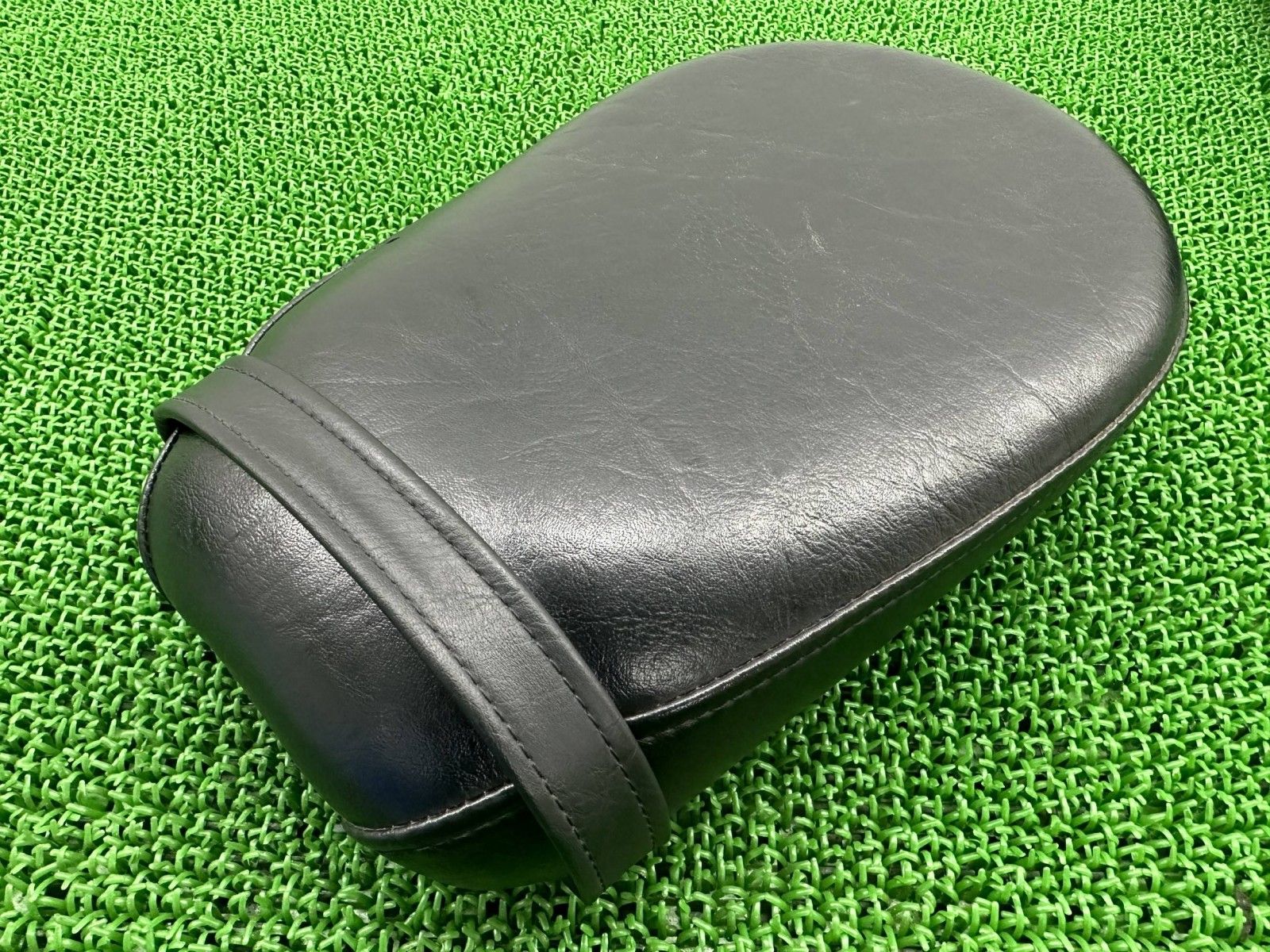 ドラッグスター250 タンデムシート 5JX ヤマハ 純正 中古 VG02J ピリオンシート リアシート シートバンド 張替えベースに Kp