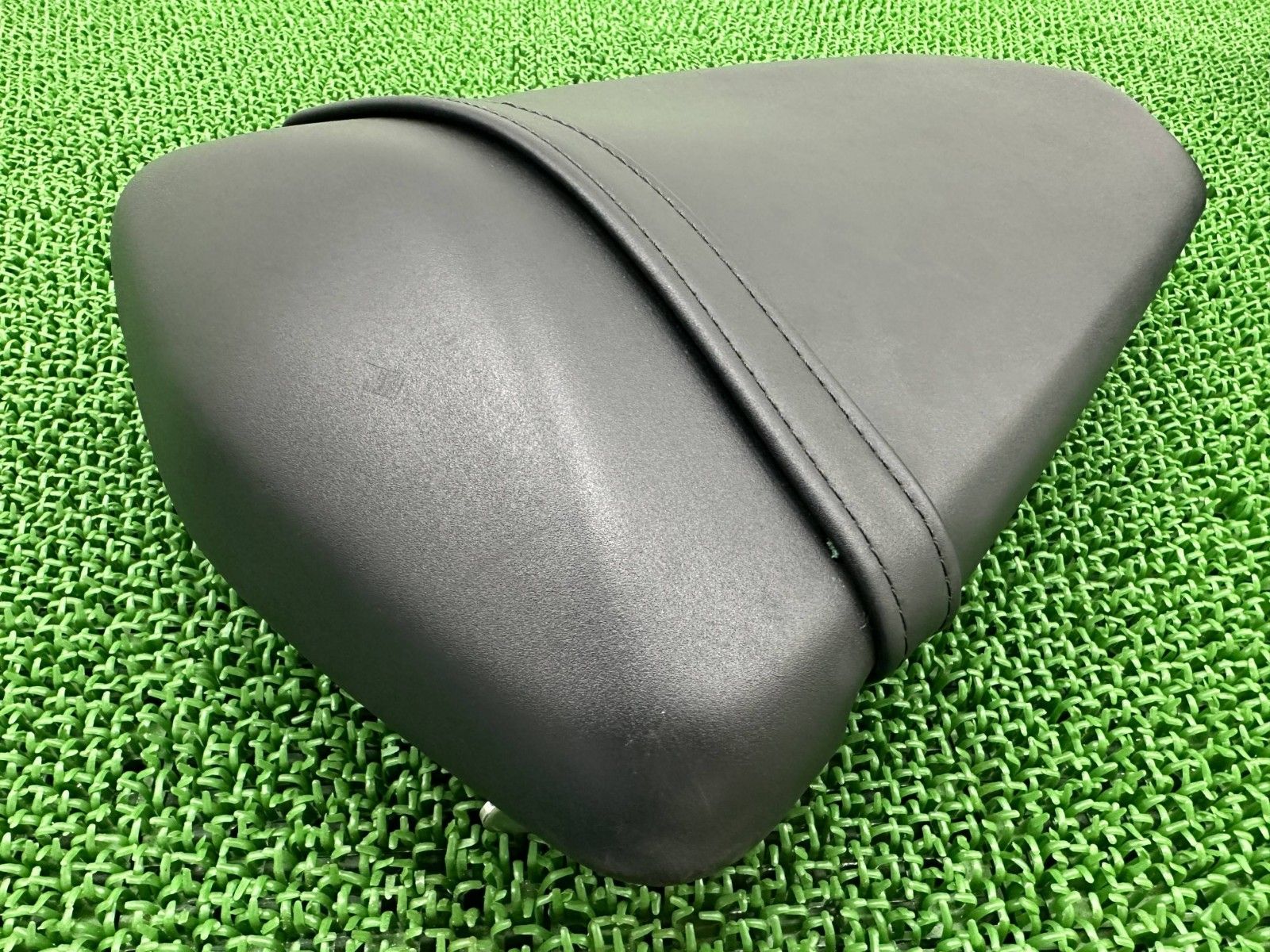 YZF-R25 タンデムシート 1WD ヤマハ 純正 バイク 部品 RG10J RG43J ビリオンシート リアシート シートバンド 車検 Genuine Sm