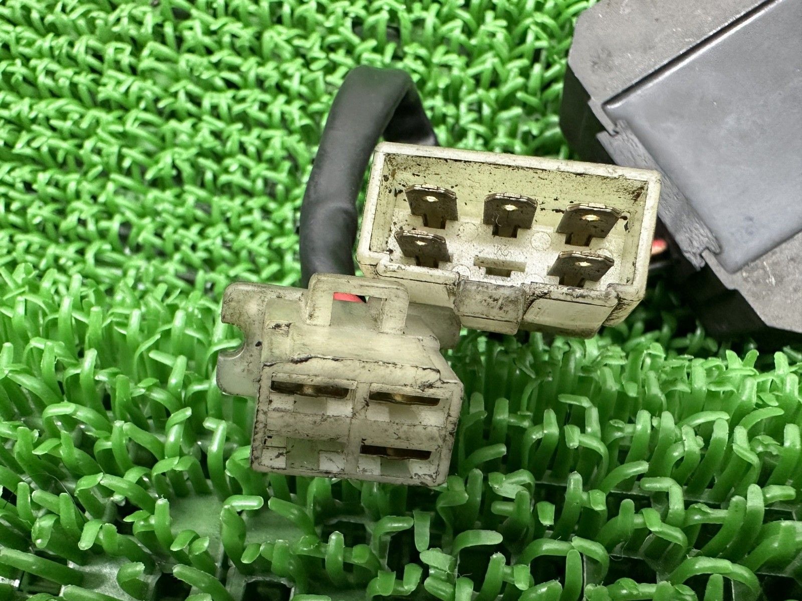 MVX250F レギュレター ホンダ 純正 バイク 部品 MC09 レギュレーター レクチファイアー 機能的問題無し 品薄 車検 Genuine pT