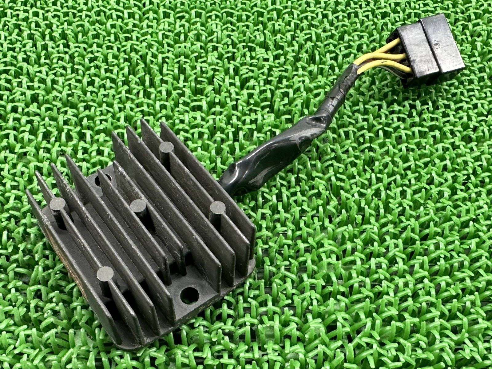 パーティーアップローダウンシートヤマハXフォース8BK-SG79J G3S5E